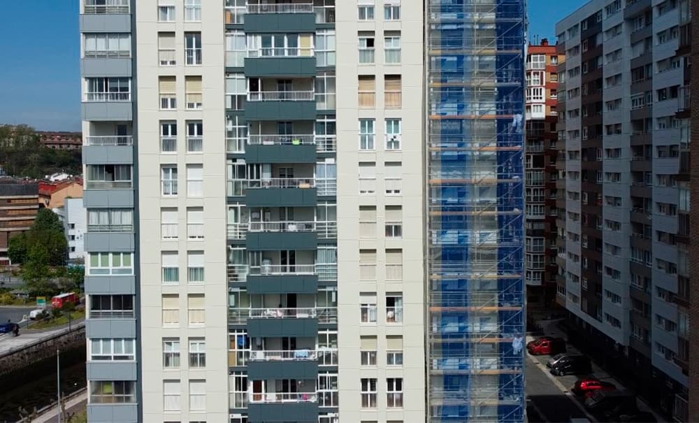 REHABILITA CON ?XITO | Rehabilitación energética de edificios: guía paso a paso para gestores de comunidades REHABILITA CON ÉXITO | Rehabilitación energética de edificios: guía paso a paso para gestores de comunidades